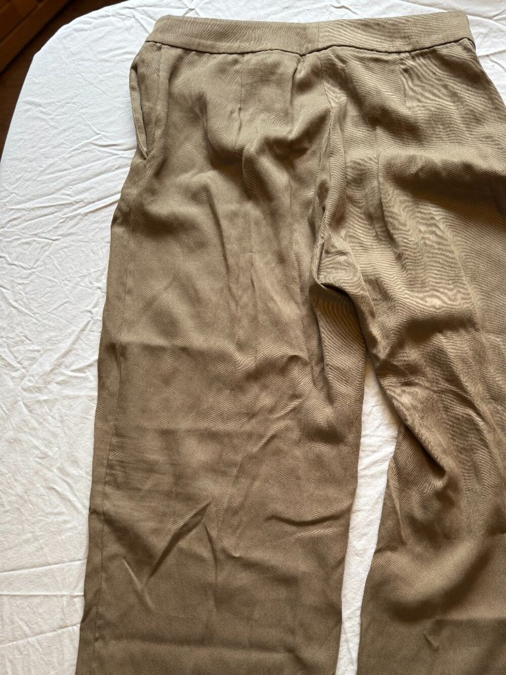 H&M Olive Green Wide Leg Trousers Size 10 – Mid Rise Classic Pants